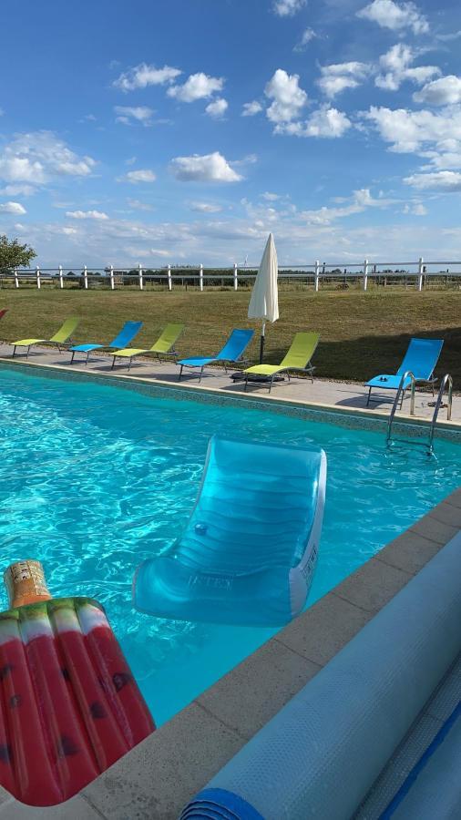 Kourline Villalunoterie Futuroscope Piscine Spa Oyre エクステリア 写真